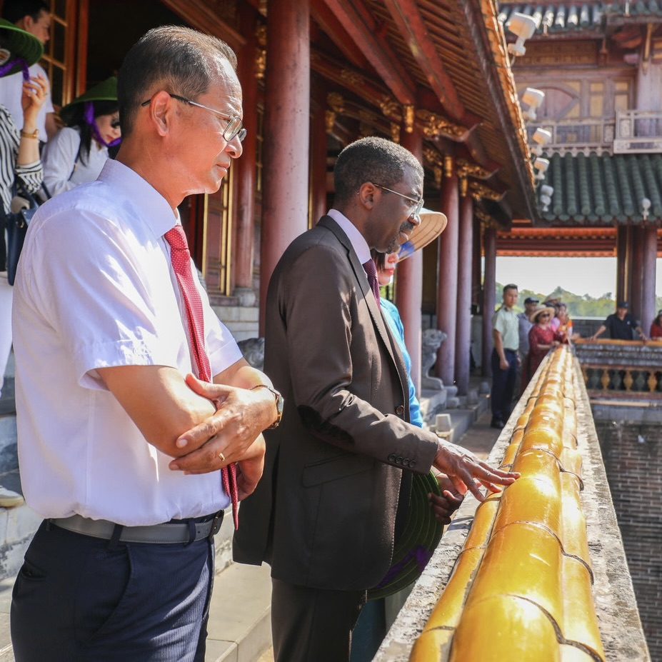 Giám đốc Trung tâm Di sản Thế giới UNESCO thăm Quần thể di tích Cố đô Huế